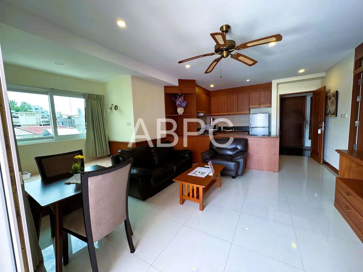 Like New Corner Unit 1 Bed 1 Bath Condo In Central Pattaya photo 15