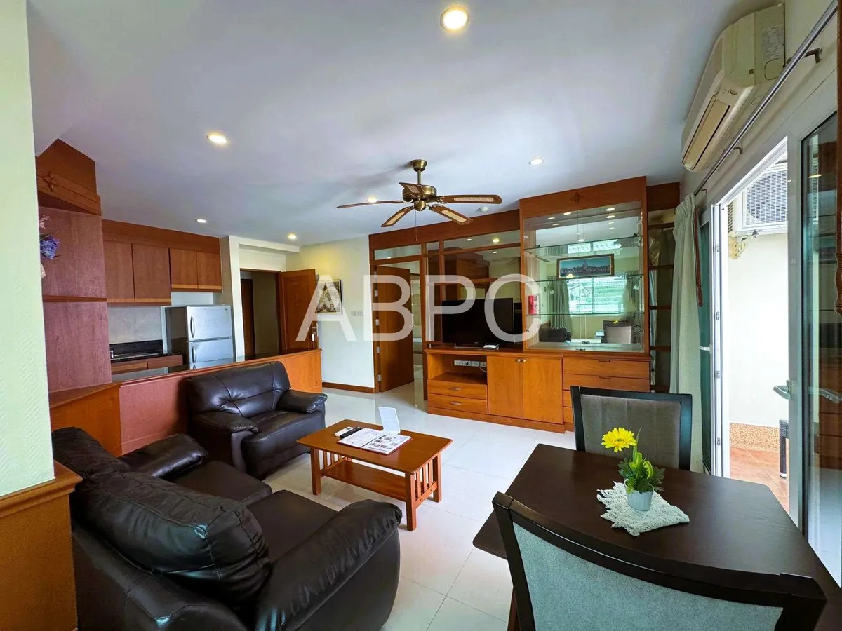 Like New Corner Unit 1 Bed 1 Bath Condo In Central Pattaya photo 16