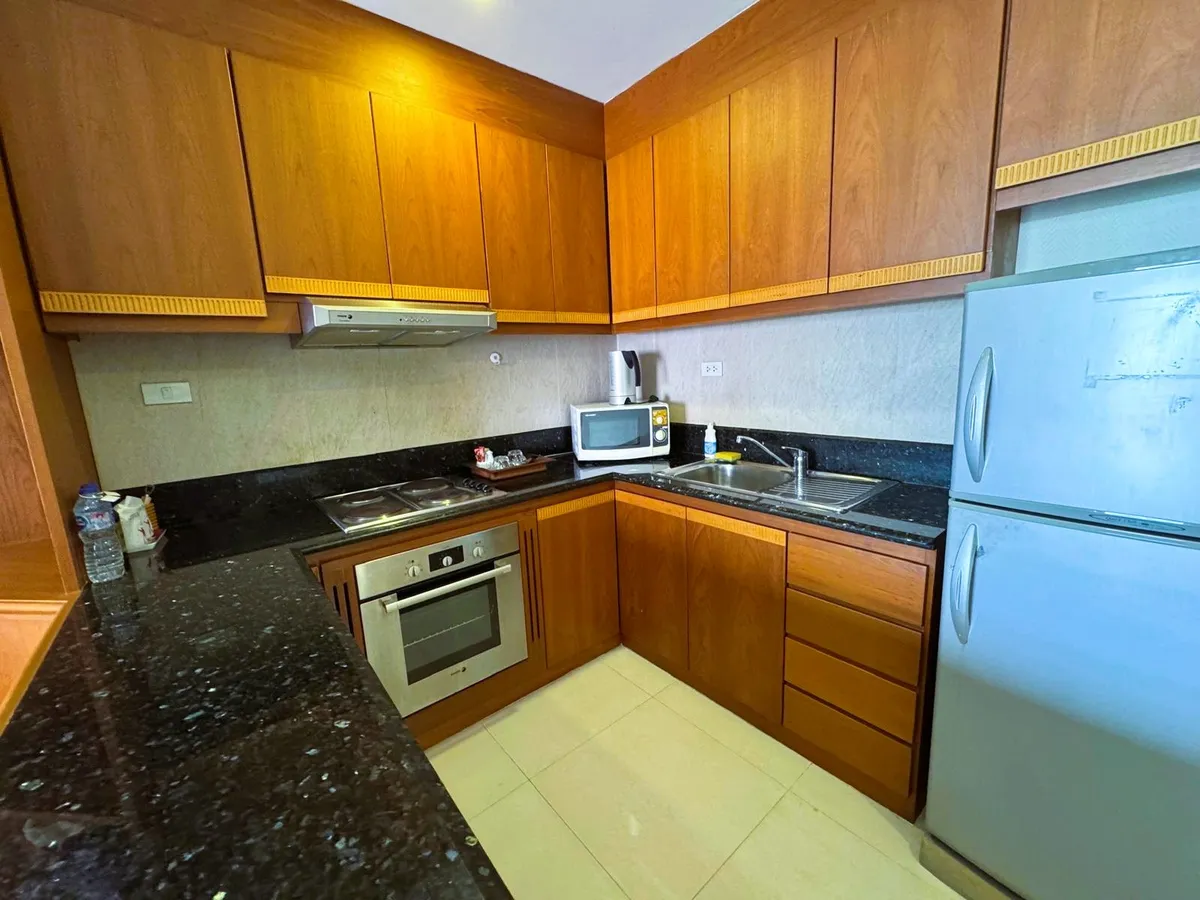 Like New Corner Unit 1 Bed 1 Bath Condo In Central Pattaya photo 21
