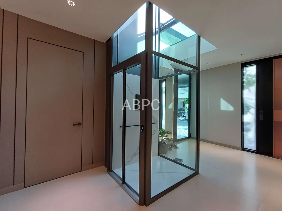 Luxury Pool Villa 3 story with a Private Elevator 6 bedrooms 9 bathrooms in Na Jomtien for Sale photo 10