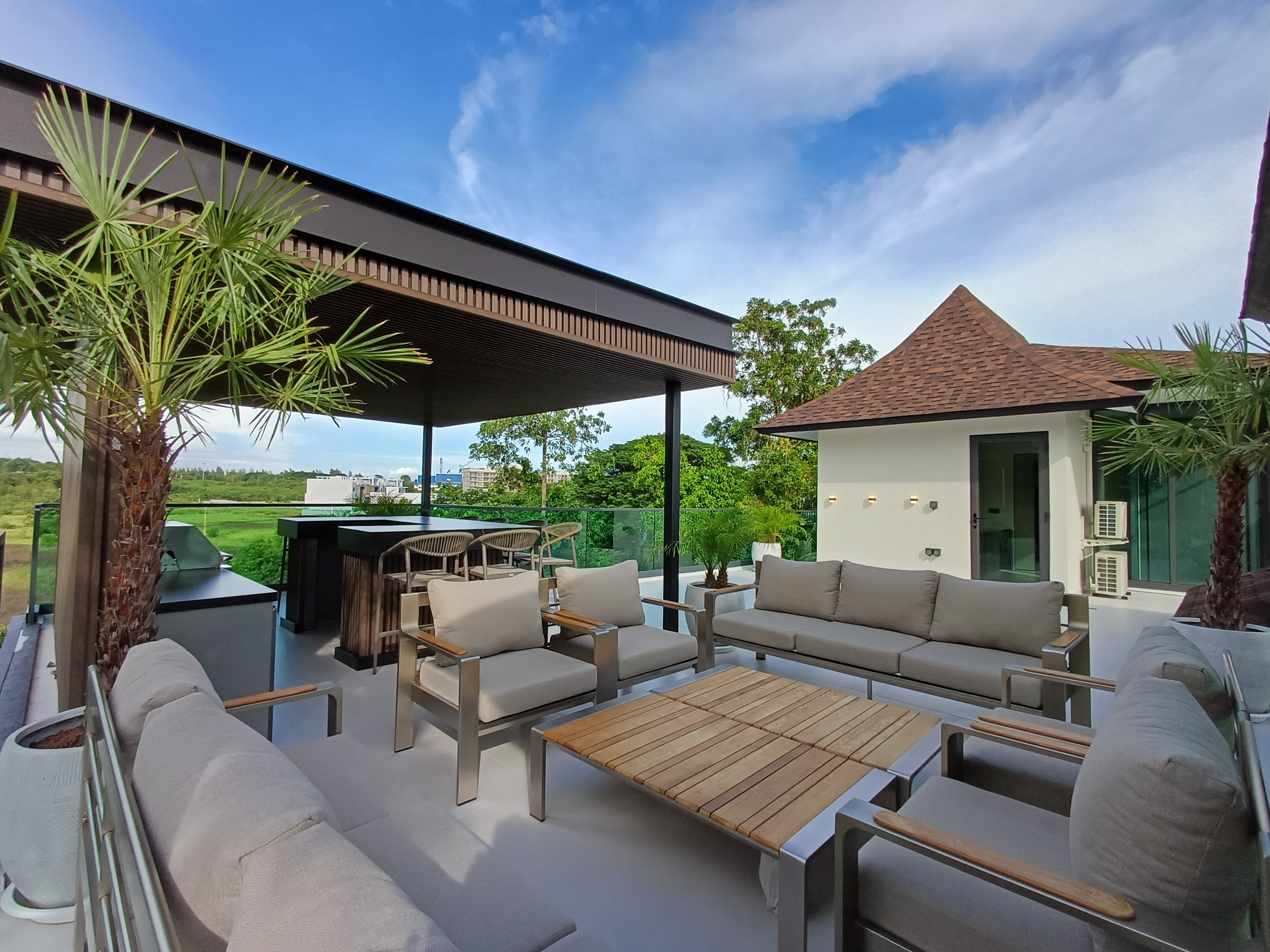 Luxury Pool Villa 3 story with a Private Elevator 6 bedrooms 9 bathrooms in Na Jomtien for Sale photo 26