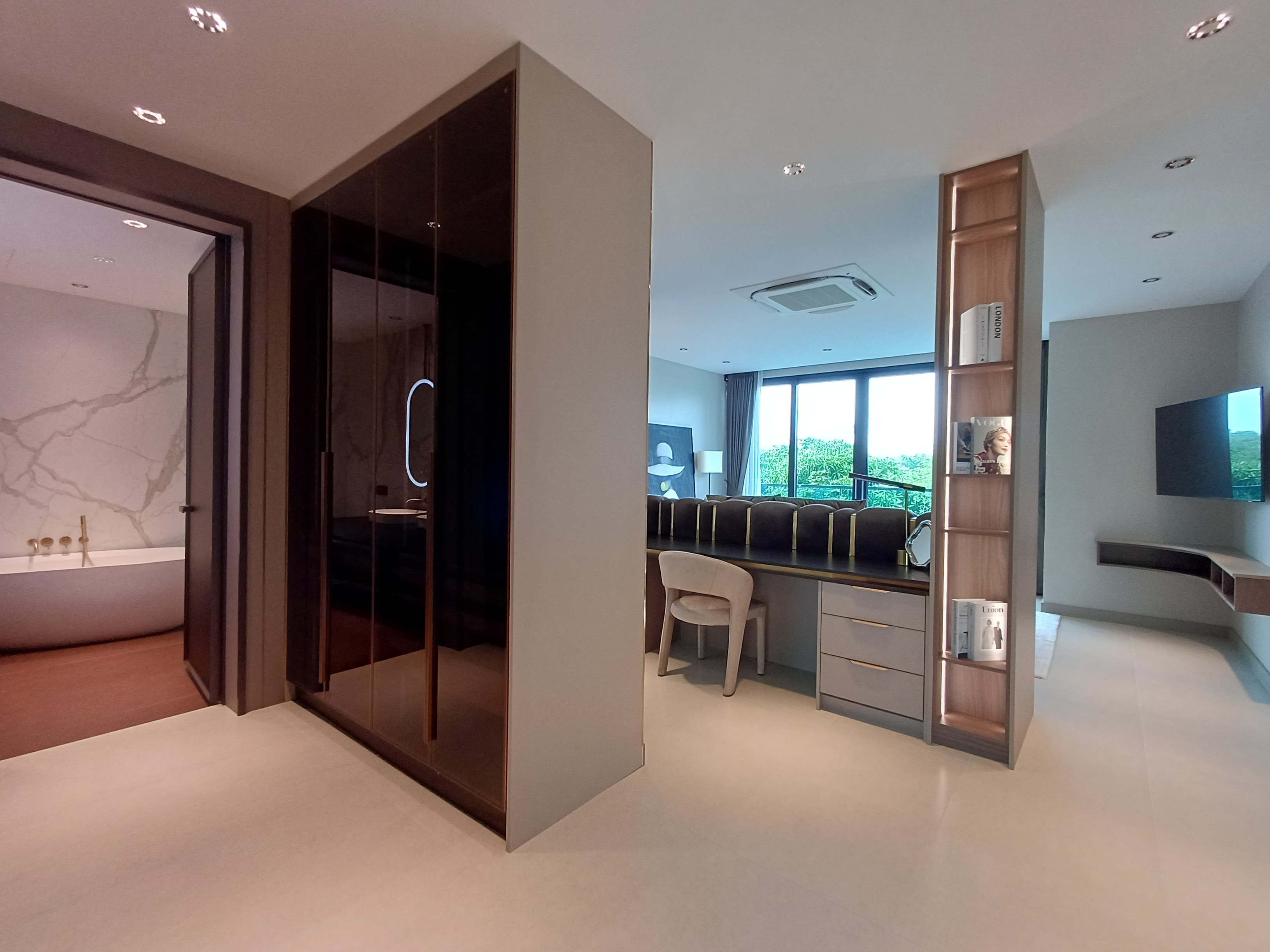 Luxury Pool Villa 3 story with a Private Elevator 6 bedrooms 9 bathrooms in Na Jomtien for Sale photo 29