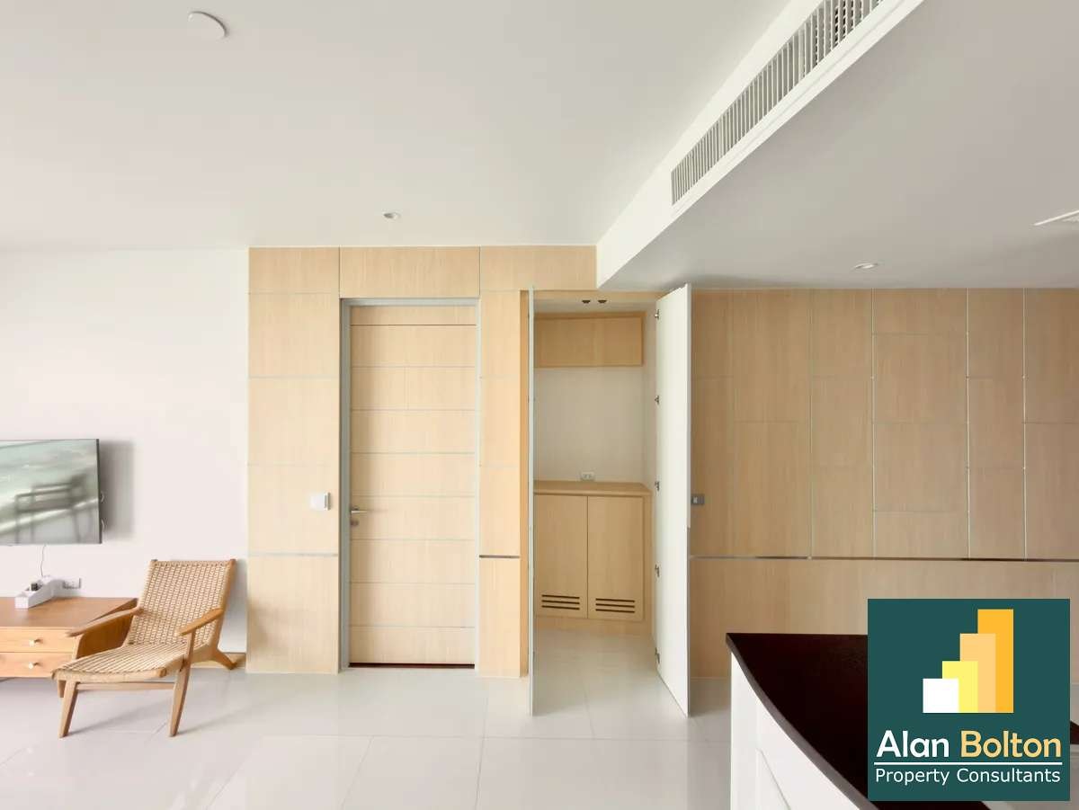 Sea View 1 Bedroom 2 Bathrooms in Na Jomtien photo 16