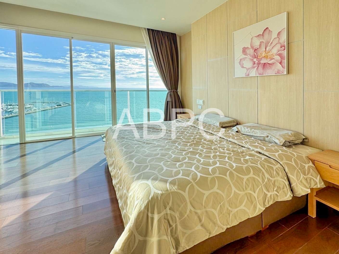 Sea View 1 Bedroom 2 Bathrooms in Na Jomtien photo 7