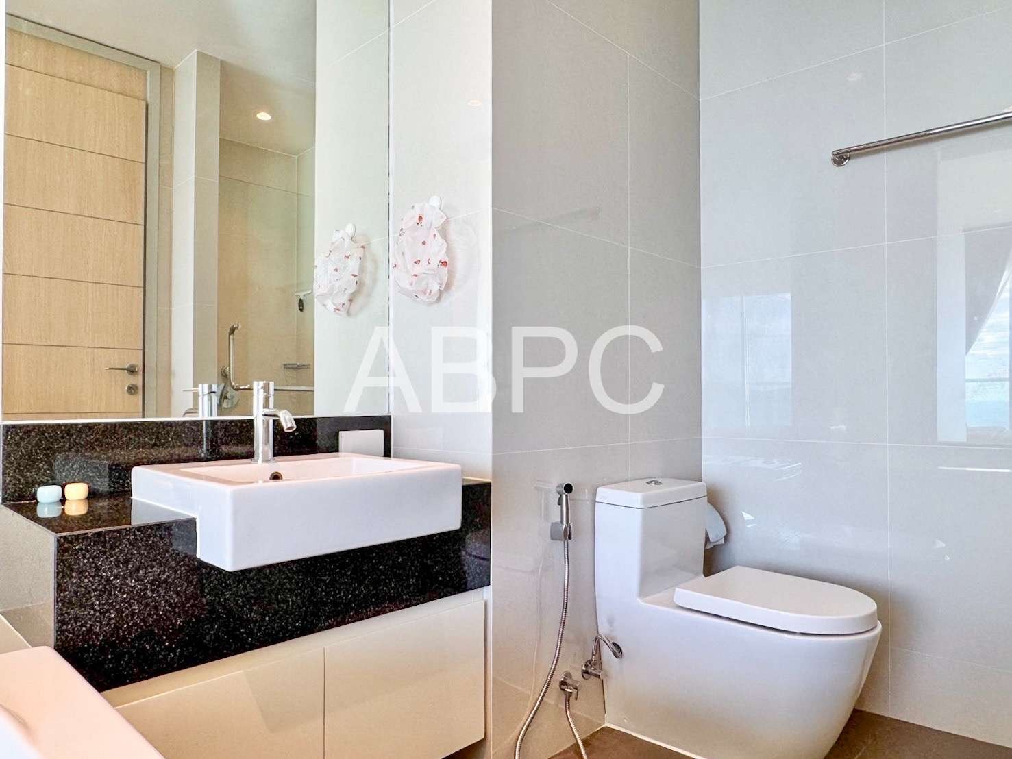 Sea View 1 Bedroom 2 Bathrooms in Na Jomtien photo 10