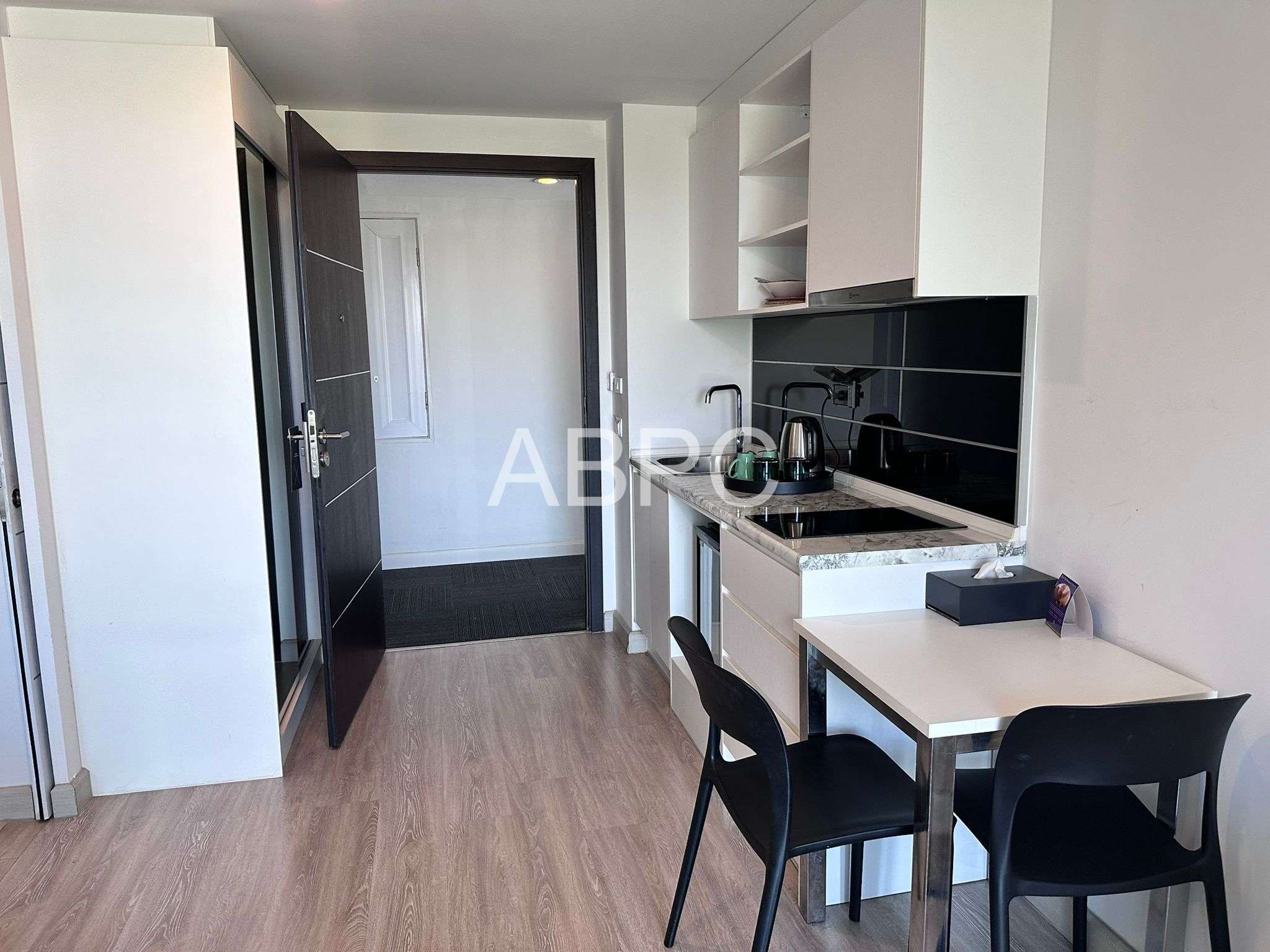 Well Priced Studio for Sale in Pratumnak Area photo 6