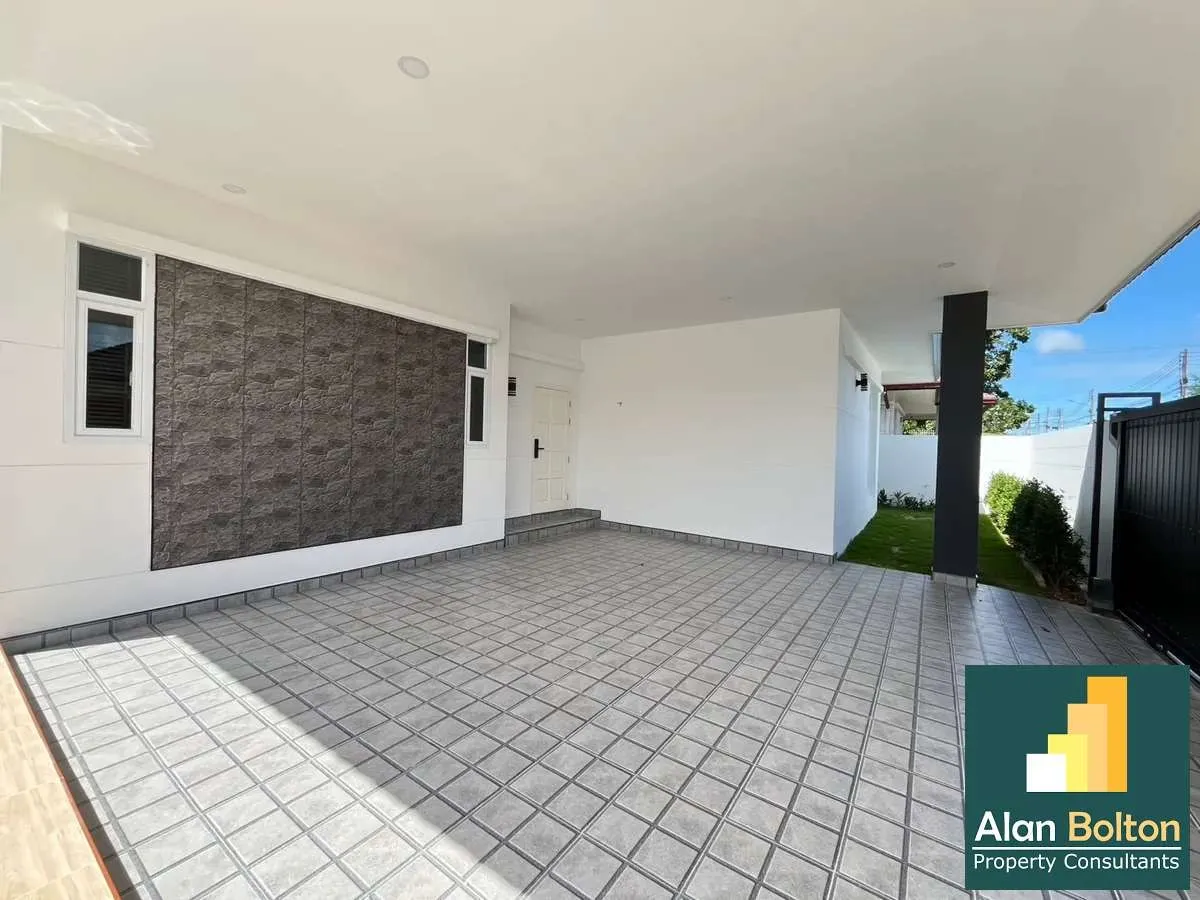 Newly Renovated 3 Bedroom 2 Bathroom Pool Villa in Huay yai photo 3