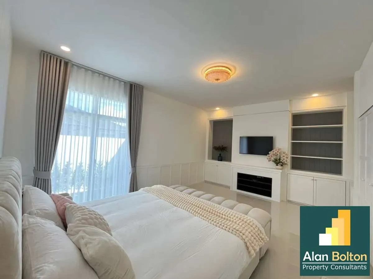 Newly Renovated 3 Bedroom 2 Bathroom Pool Villa in Huay yai photo 9