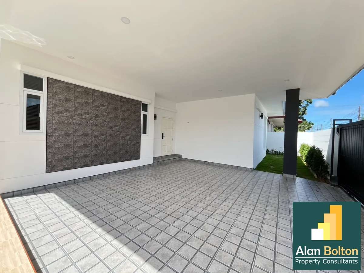 Newly Renovated 3 Bedroom 2 Bathroom Pool Villa in Huay yai photo 3