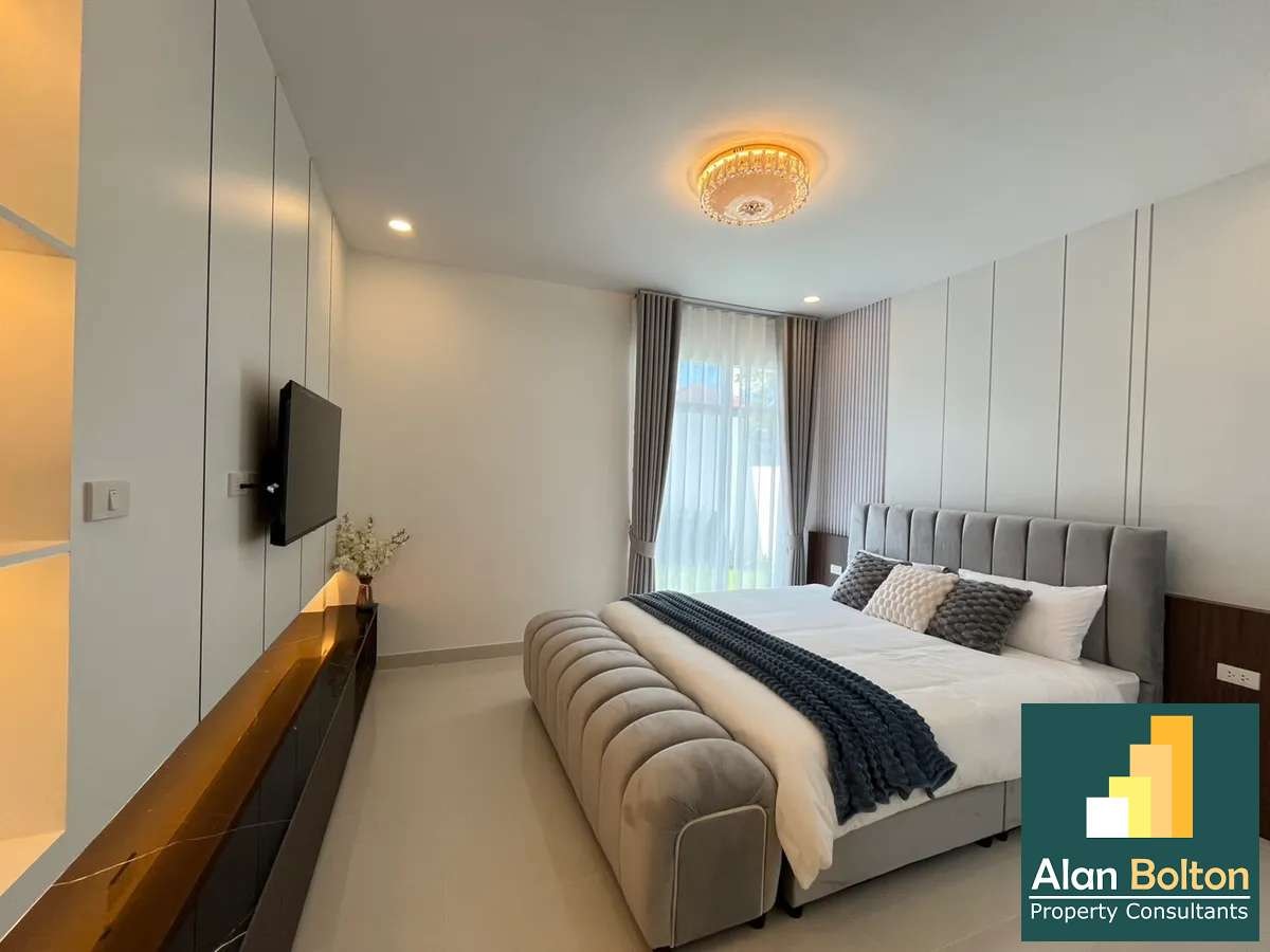 Newly Renovated 3 Bedroom 2 Bathroom Pool Villa in Huay yai photo 8