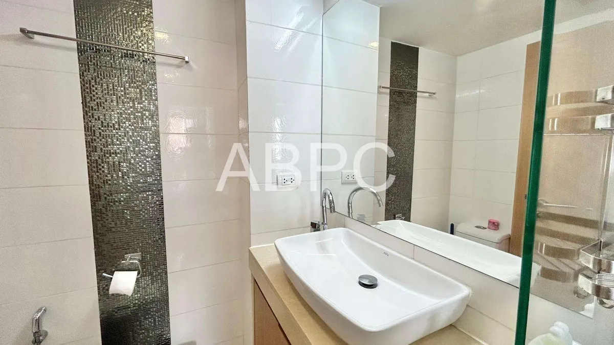 One Bedroom Condo For Rent In Cosy Beach photo 8