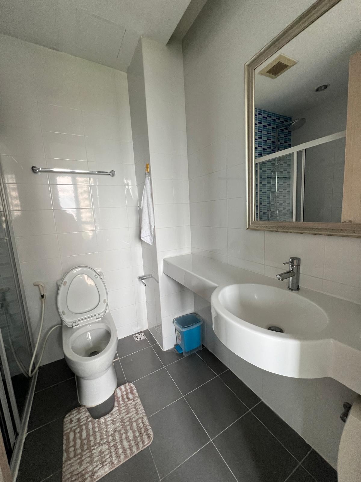 Neo Condo photo 10