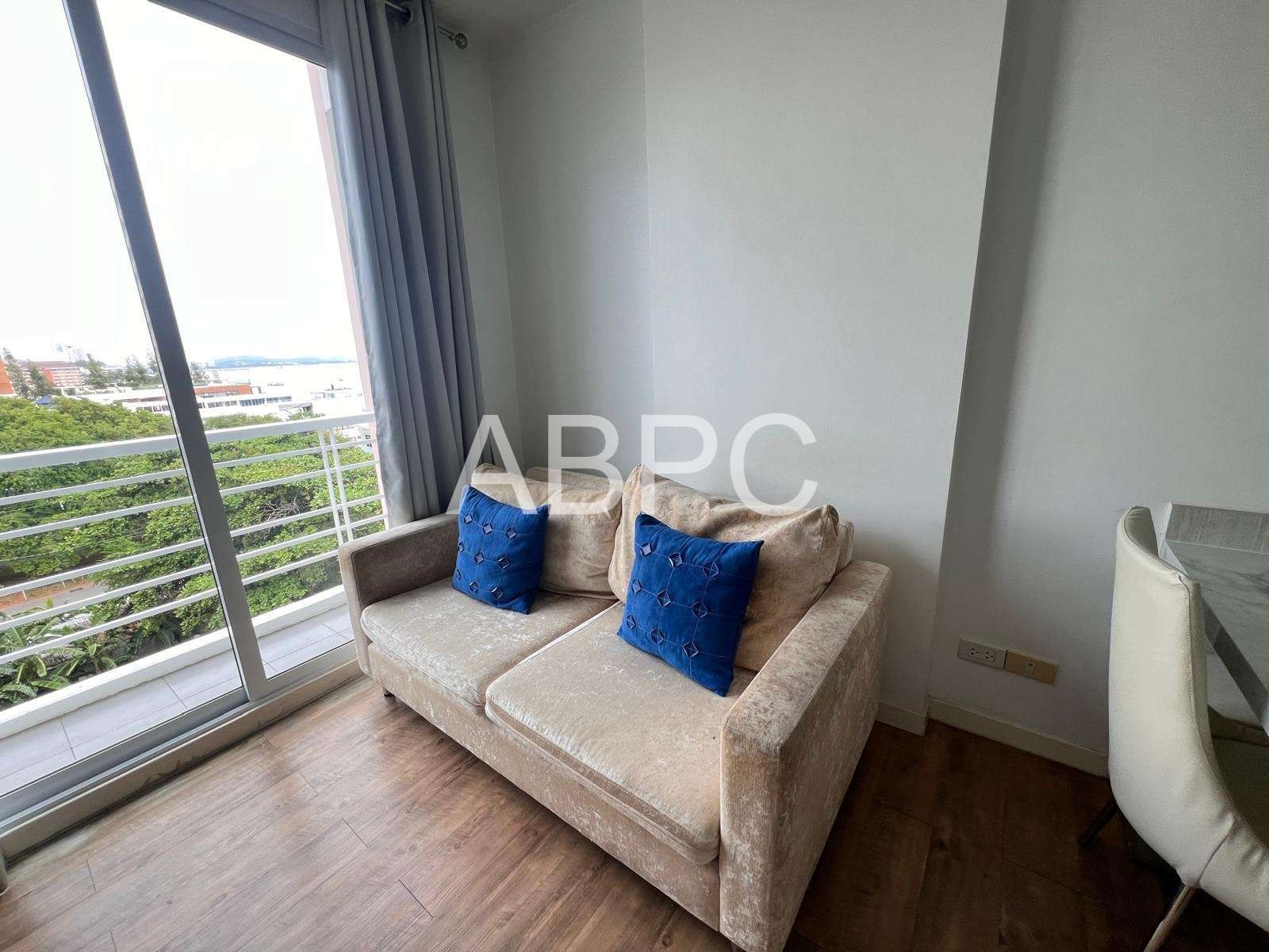 Neo Condo photo 5