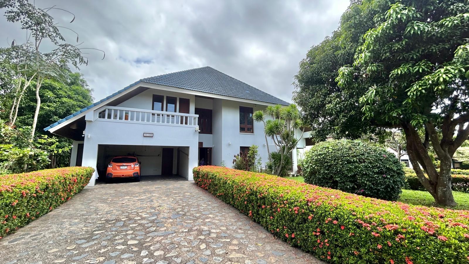 4 Bedroom For Sale In Golf Course Country Club photo 31