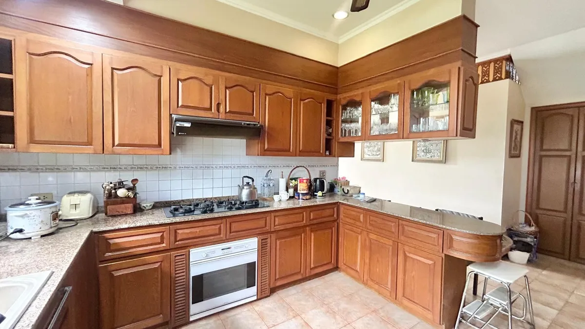 4 Bedroom For Sale In Golf Course Country Club photo 26