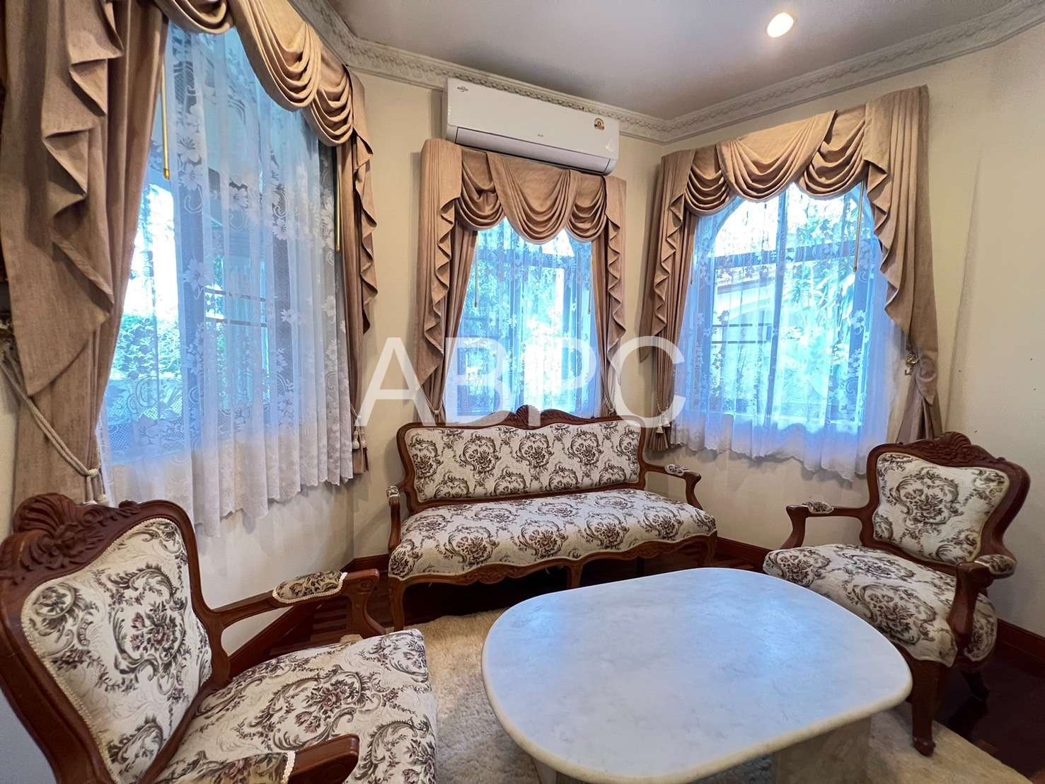 Renovated Luxury House  5 Bedrooms 6 Bathrooms in Mapprachan photo 15