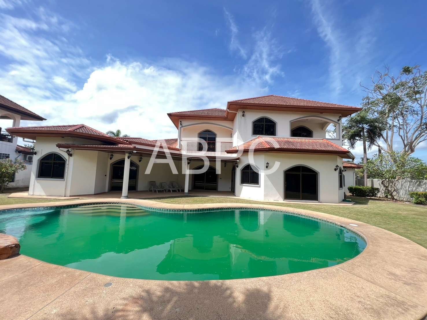 Renovated Luxury House  5 Bedrooms 6 Bathrooms in Mapprachan photo 14