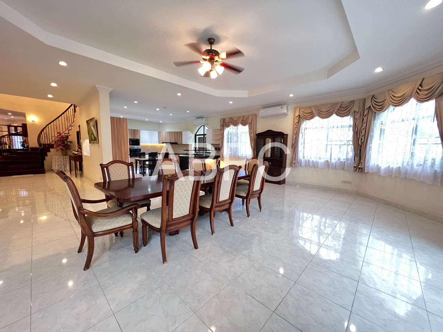 Renovated Luxury House  5 Bedrooms 6 Bathrooms in Mapprachan photo 18
