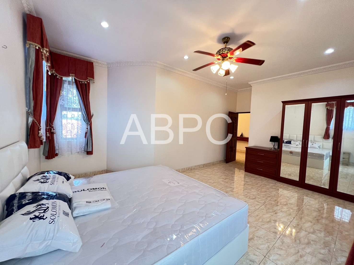 Renovated Luxury House  5 Bedrooms 6 Bathrooms in Mapprachan photo 25