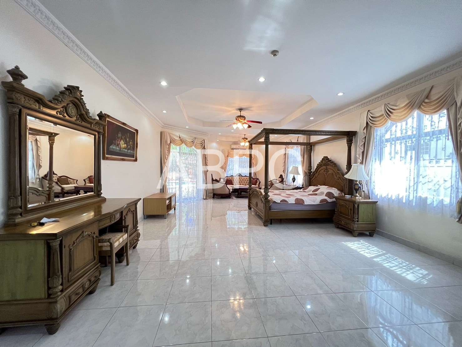 Renovated Luxury House  5 Bedrooms 6 Bathrooms in Mapprachan photo 10