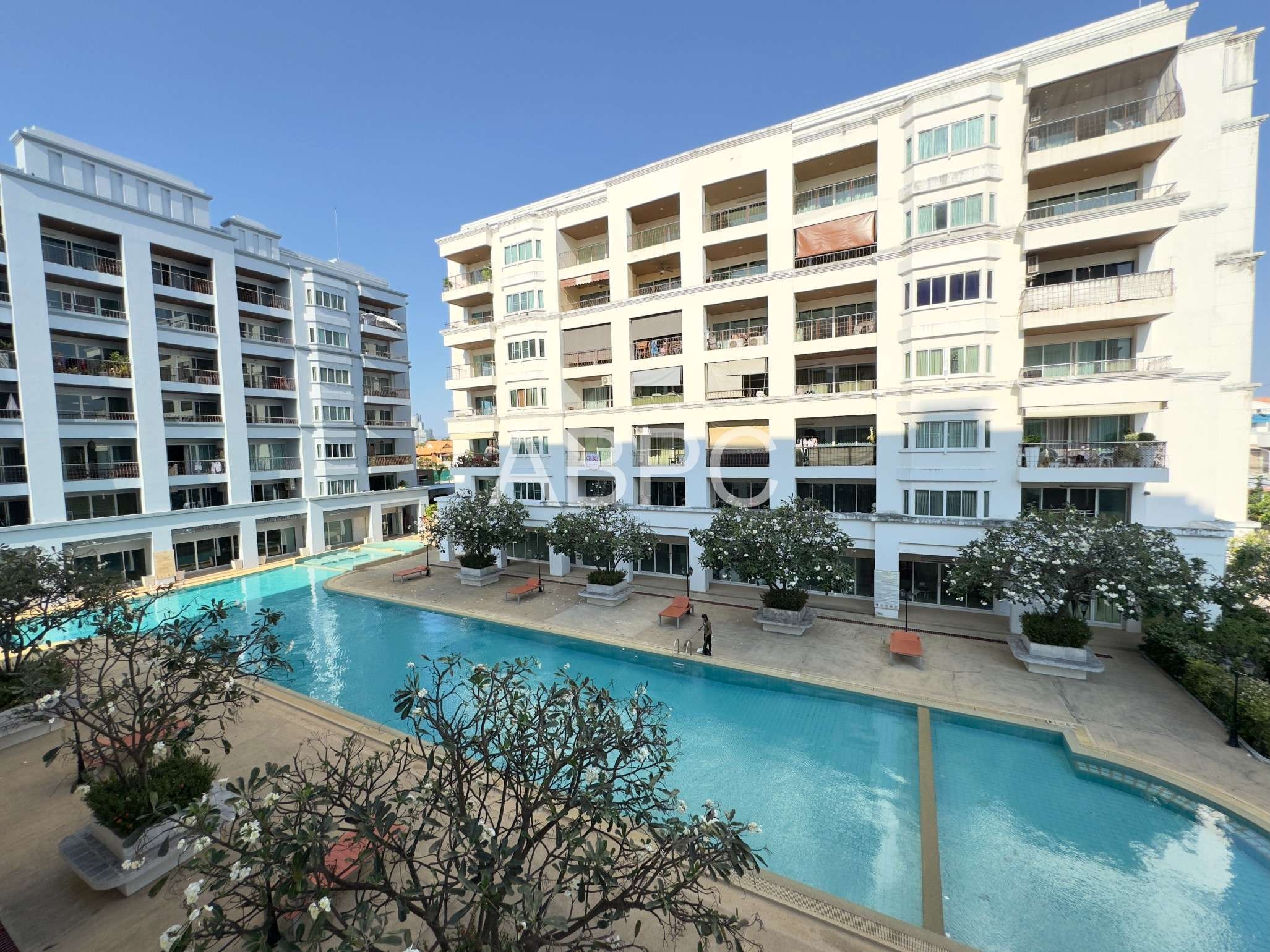 Spacious Studio For Rent & Sale in Jomtien photo 8
