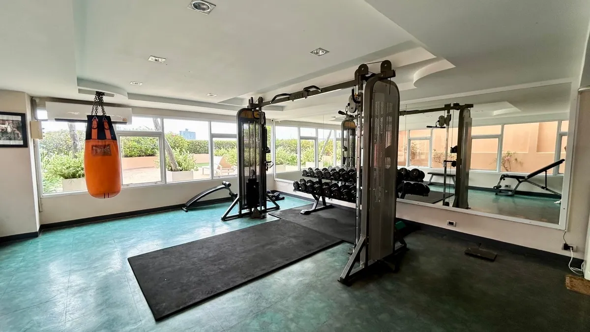 Hyde Park 2 Studio For Rent photo 16