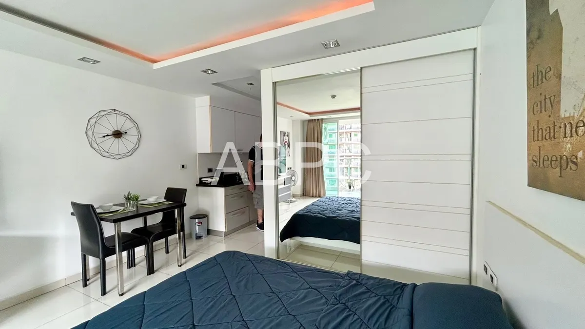 Hyde Park 2 Studio For Rent photo 4