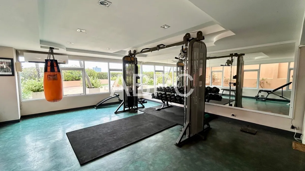 Hyde Park 2 Studio For Rent photo 6