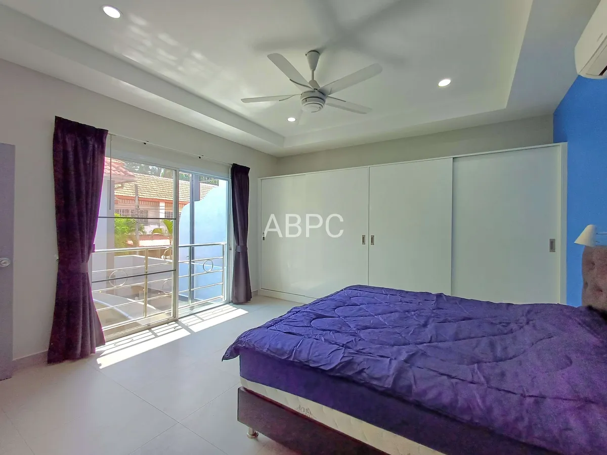 Five Bedroom Four Bathroom Pool Villa in Central Pattaya photo 7