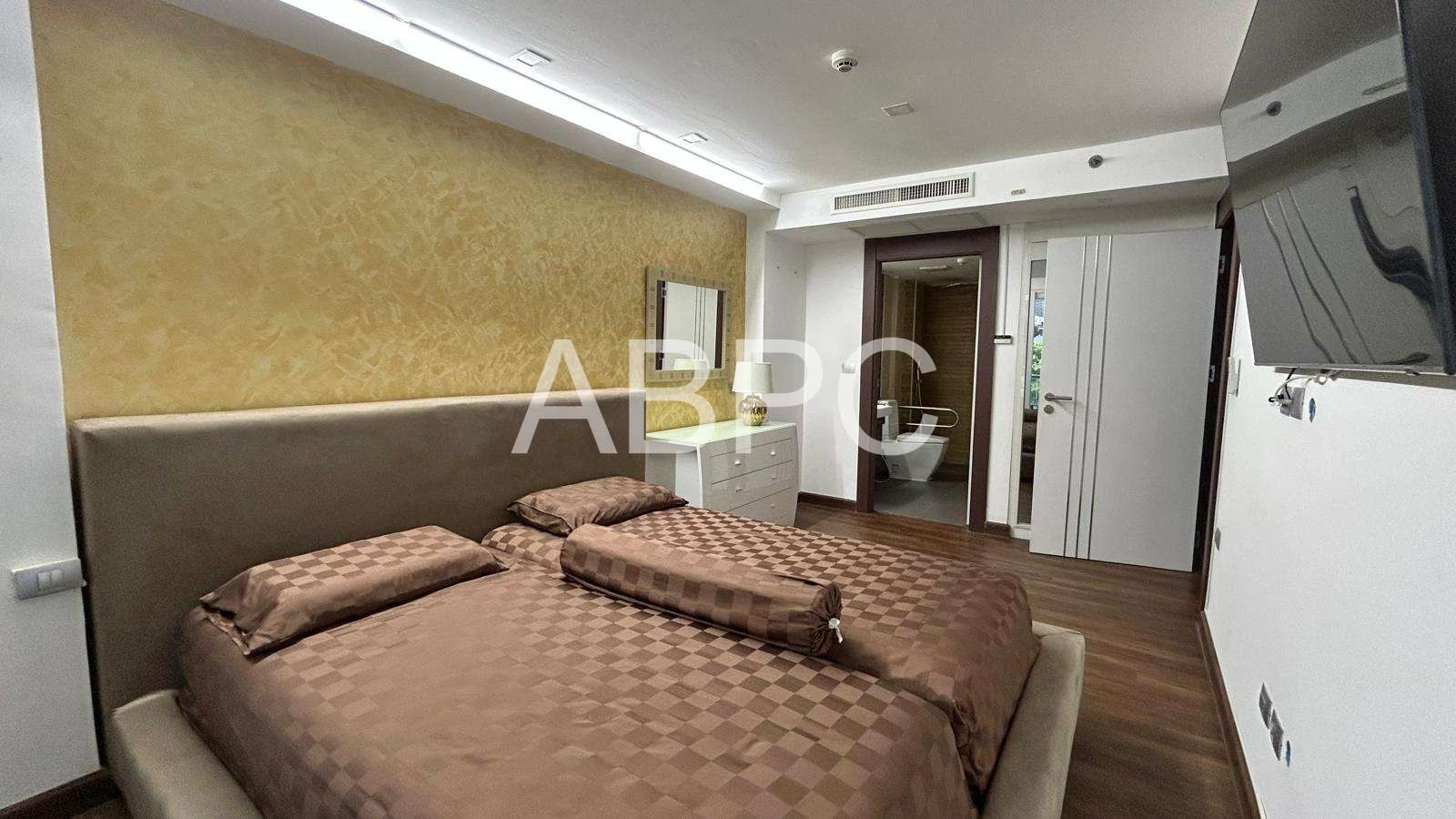 Pool View 1 Bedroom Condo For sale in Central Pattaya photo 16