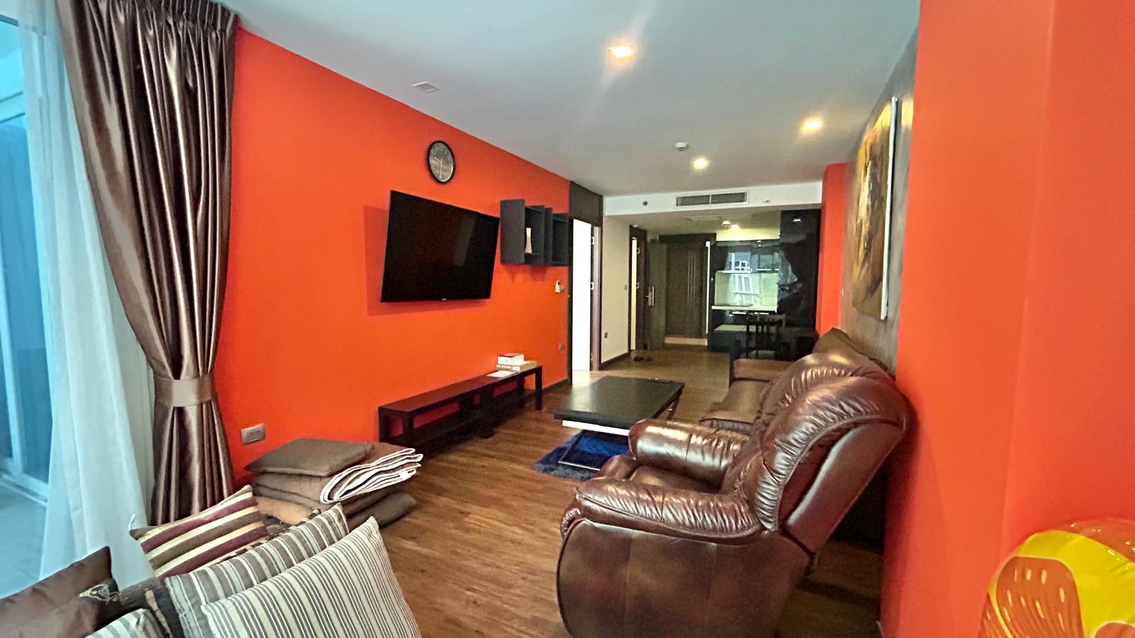 Pool View 1 Bedroom Condo For sale in Central Pattaya photo 18