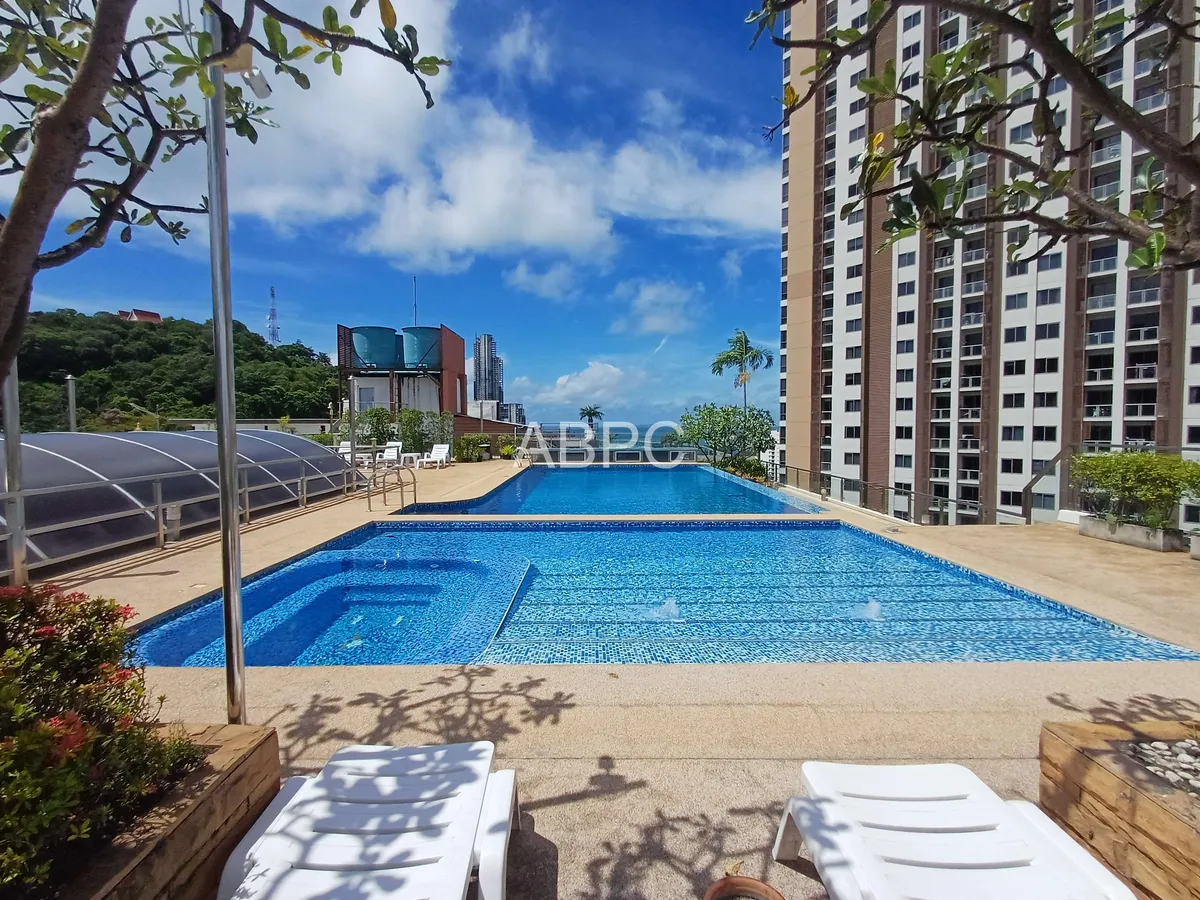 ฺBeautiful Corner 1 bedroom 1 bathroom in Pratamnak for Rent