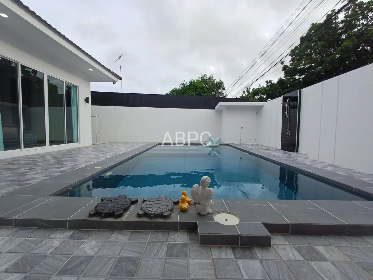 Modern Pool Villa Pet Friendly 3 Bed 3 Bath in Huay Yai For Rent photo 17