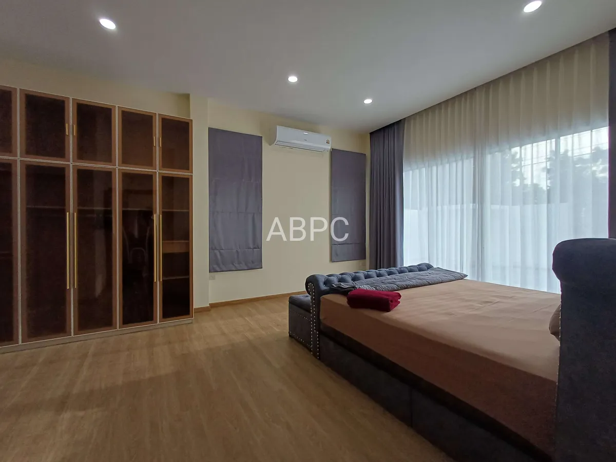 Modern Pool Villa Pet Friendly 3 Bed 3 Bath in Huay Yai For Rent photo 26