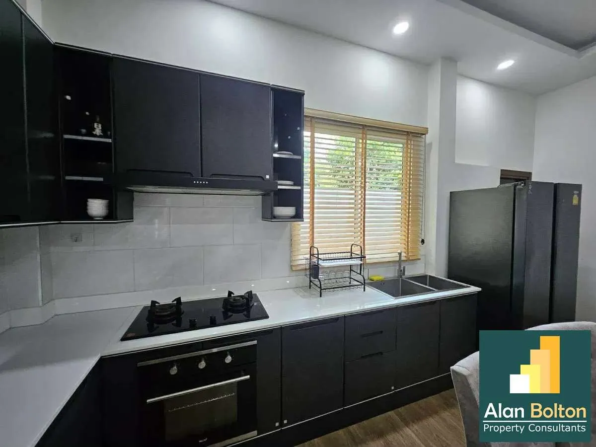 Modern Pool Villa Pet Friendly 3 Bed 3 Bath in Huay Yai For Rent photo 4