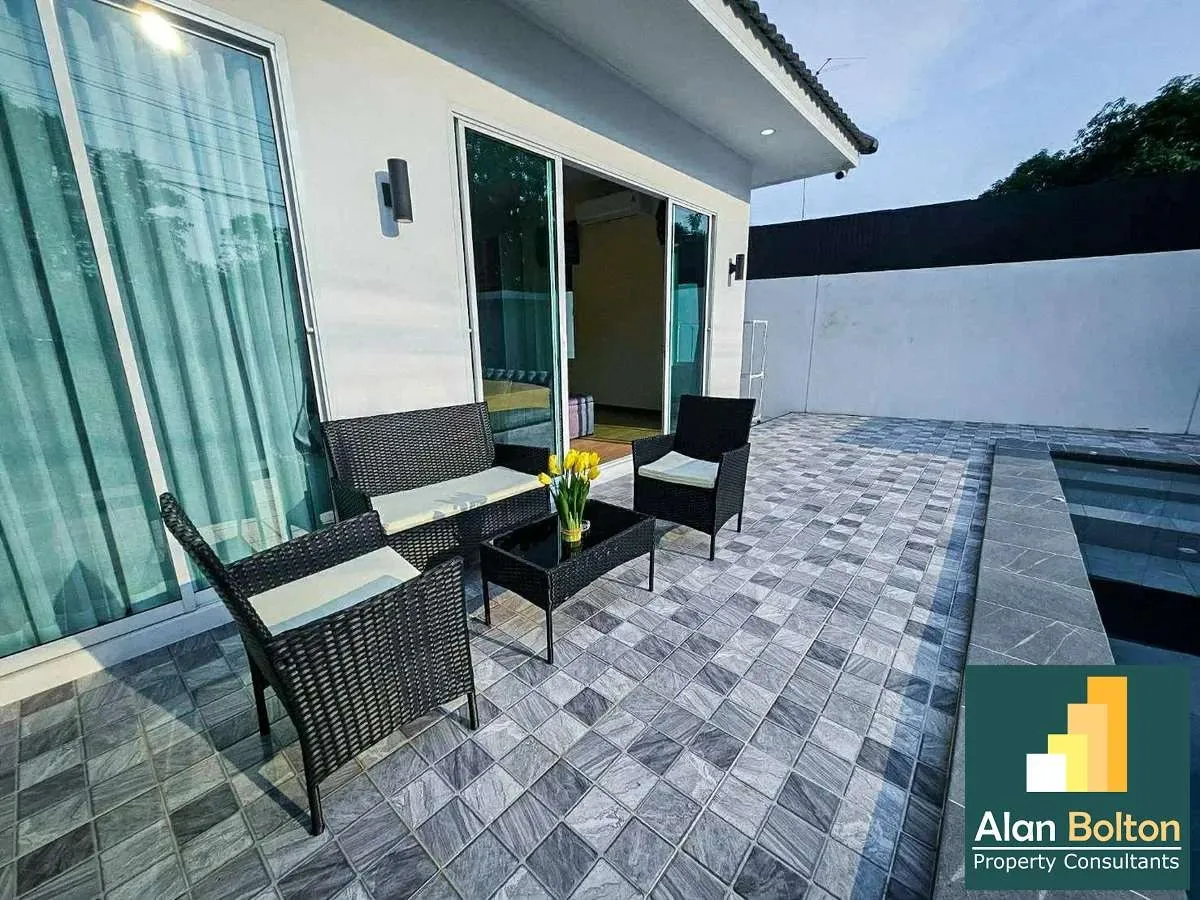 Modern Pool Villa Pet Friendly 3 Bed 3 Bath in Huay Yai For Rent photo 10