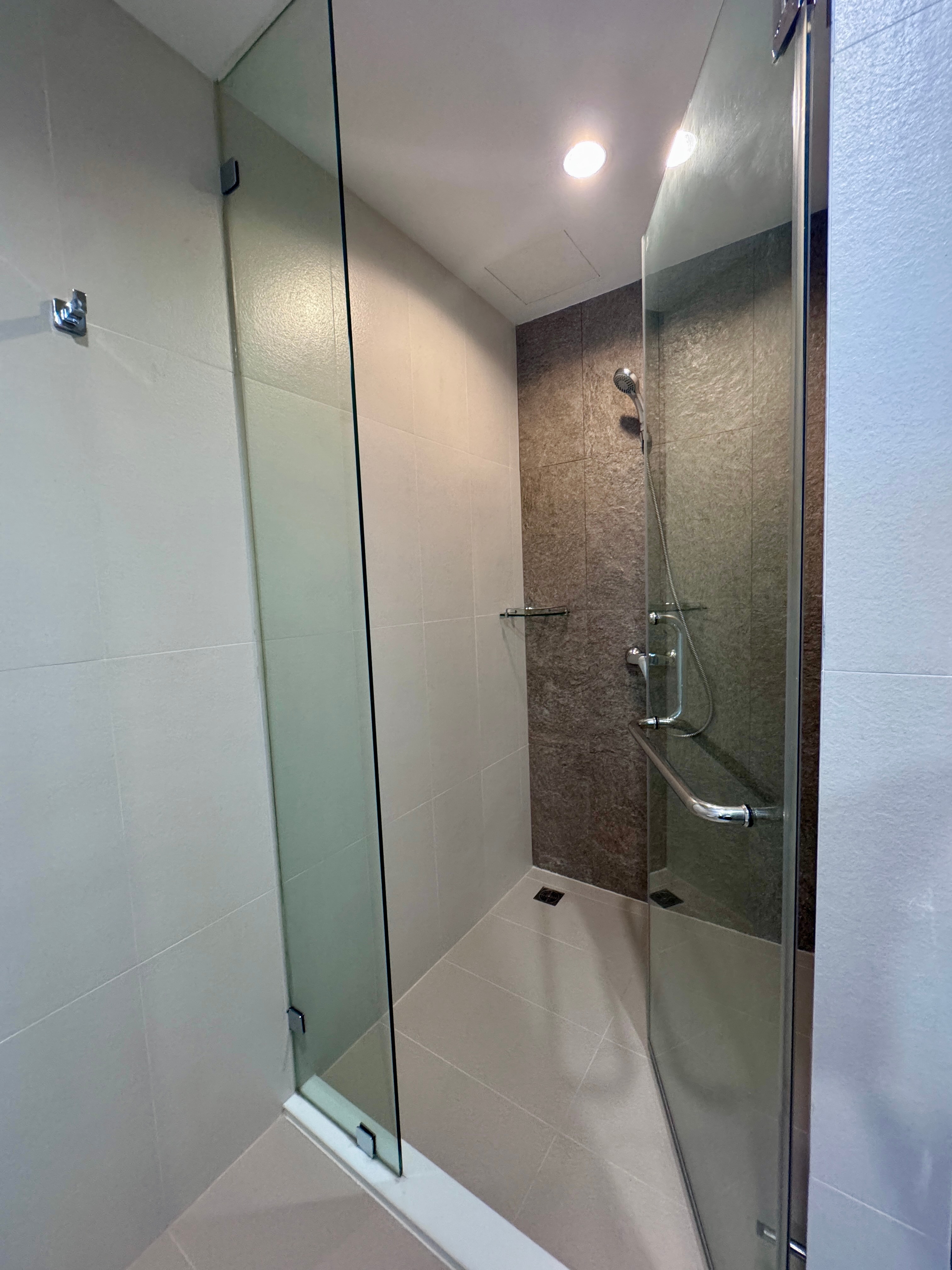 1 Bedroom 1 bathroom Axis Condo photo 16