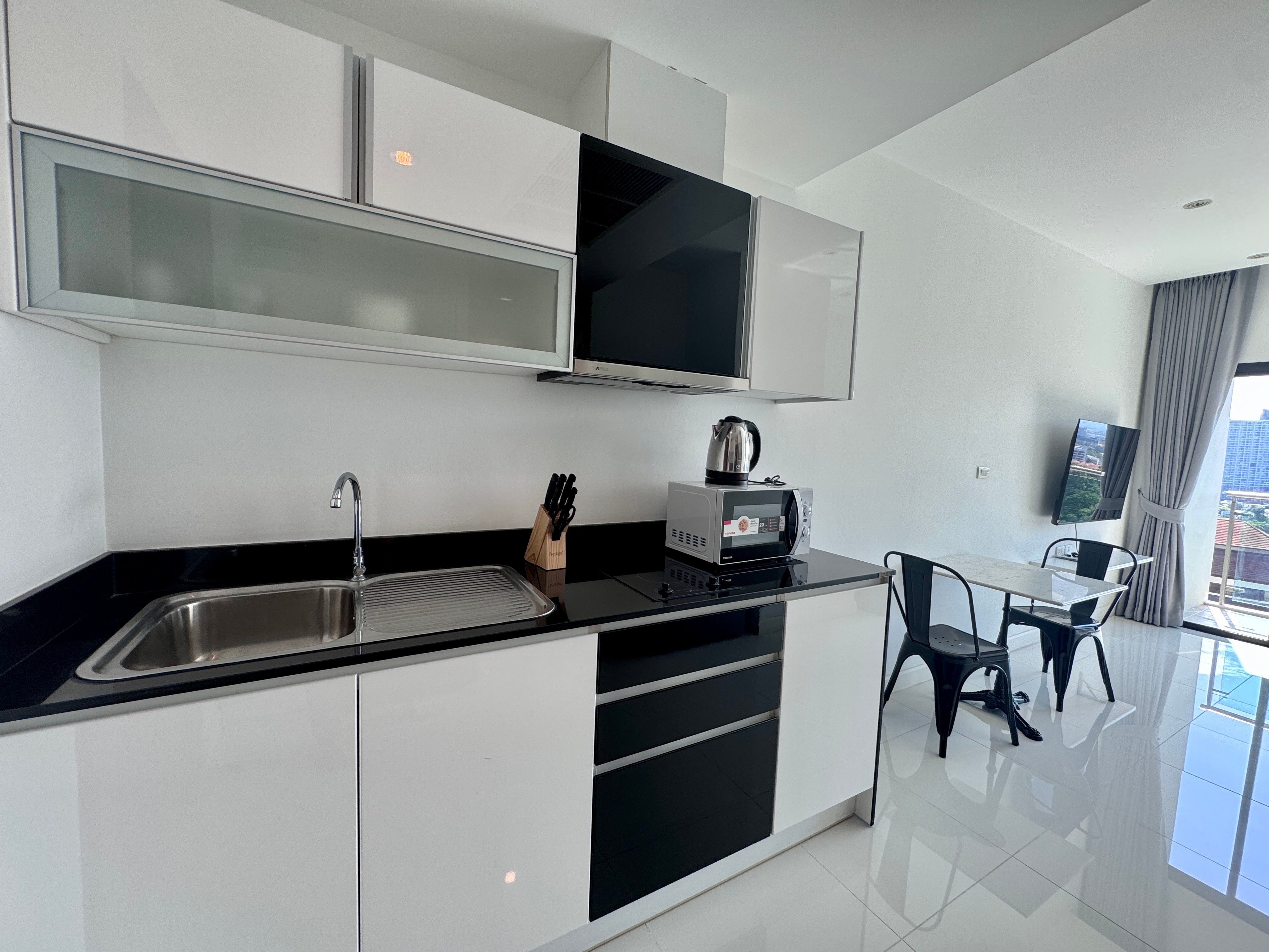 1 Bedroom 1 bathroom Axis Condo photo 19