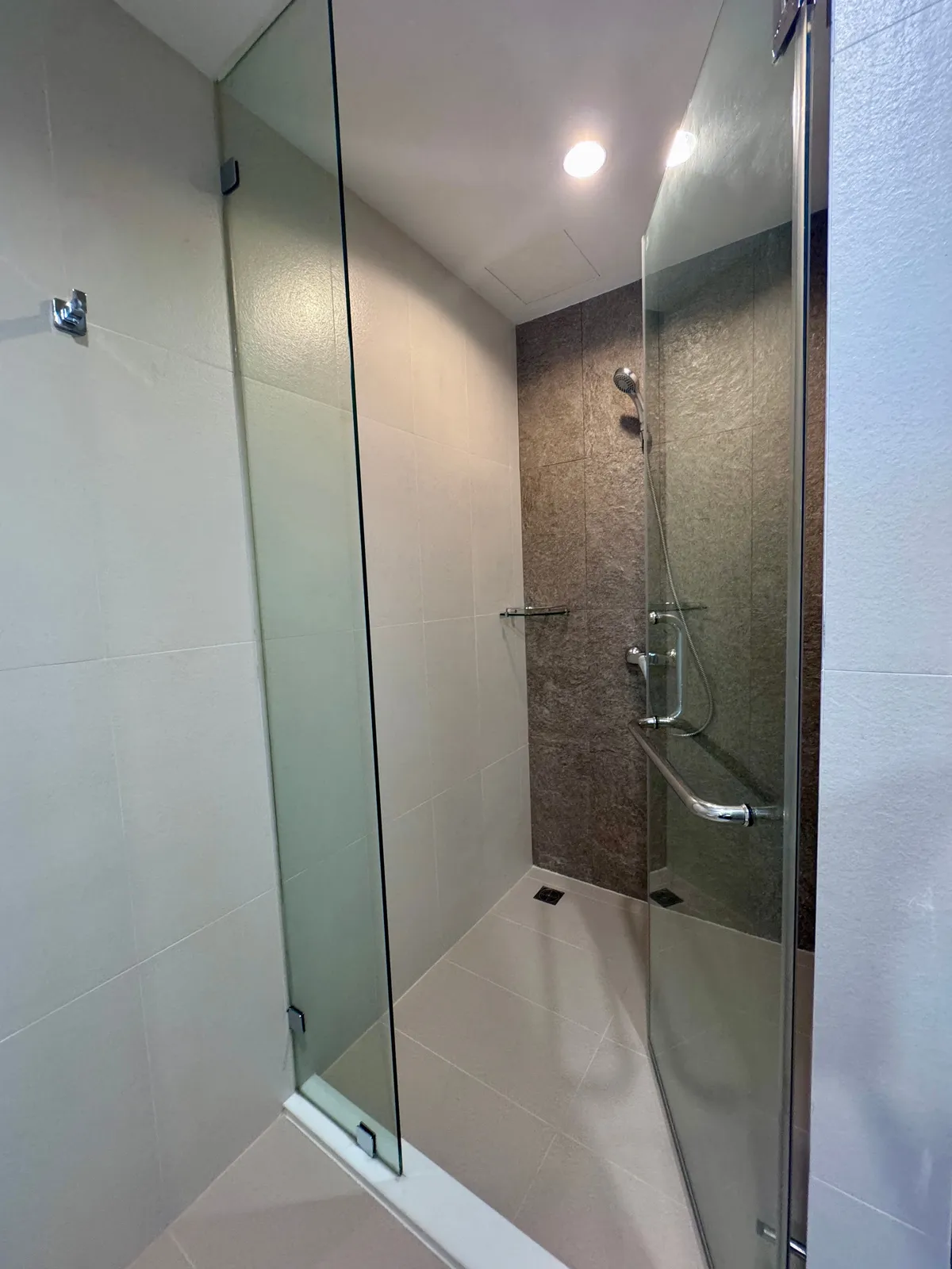 1 Bedroom 1 bathroom Axis Condo photo 16