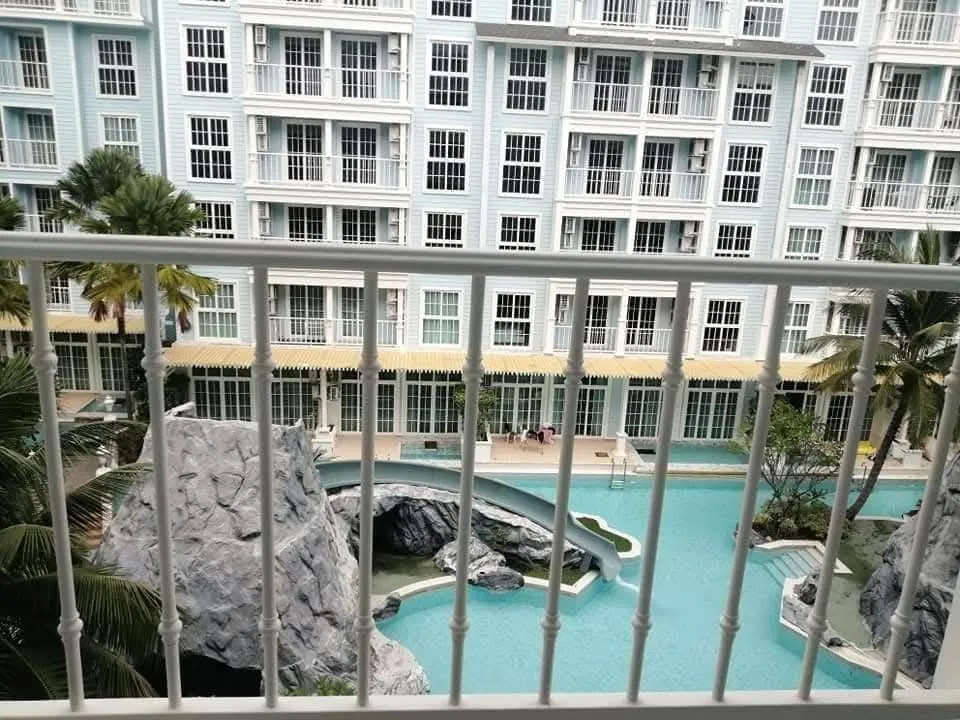 Grand Florida Beachfront 1 Bedroom 1 Bathroom in Na Jomtien photo 17