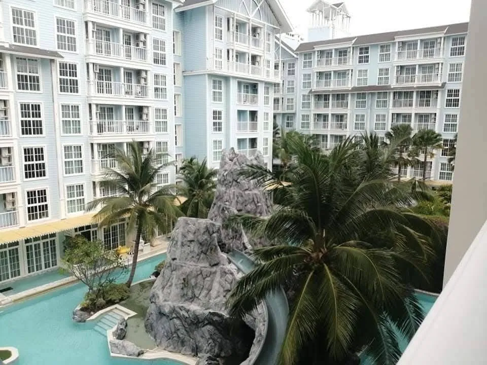 Grand Florida Beachfront 1 Bedroom 1 Bathroom in Na Jomtien photo 18