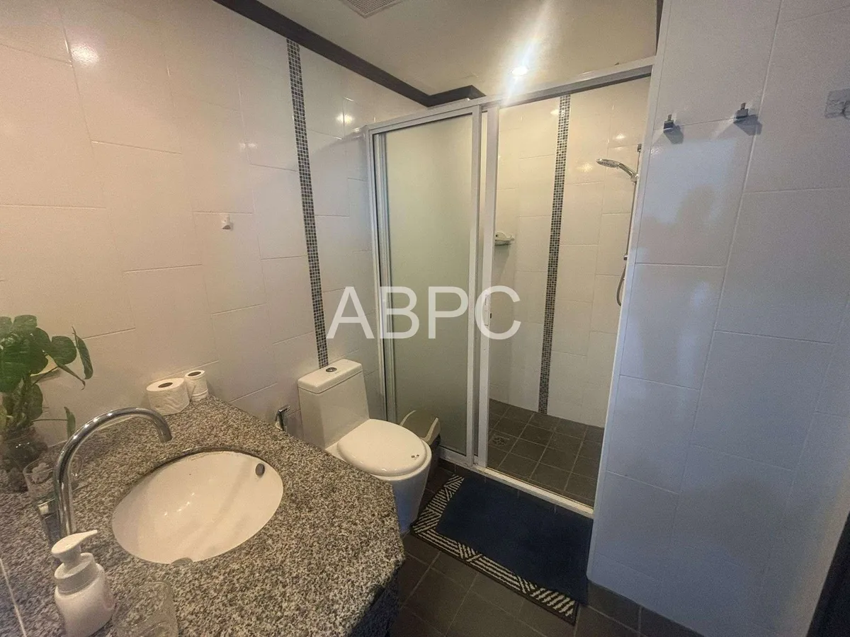 Spacious One Bedroom Unit in This Popular Pet Friendly Pratumnak Condo photo 11