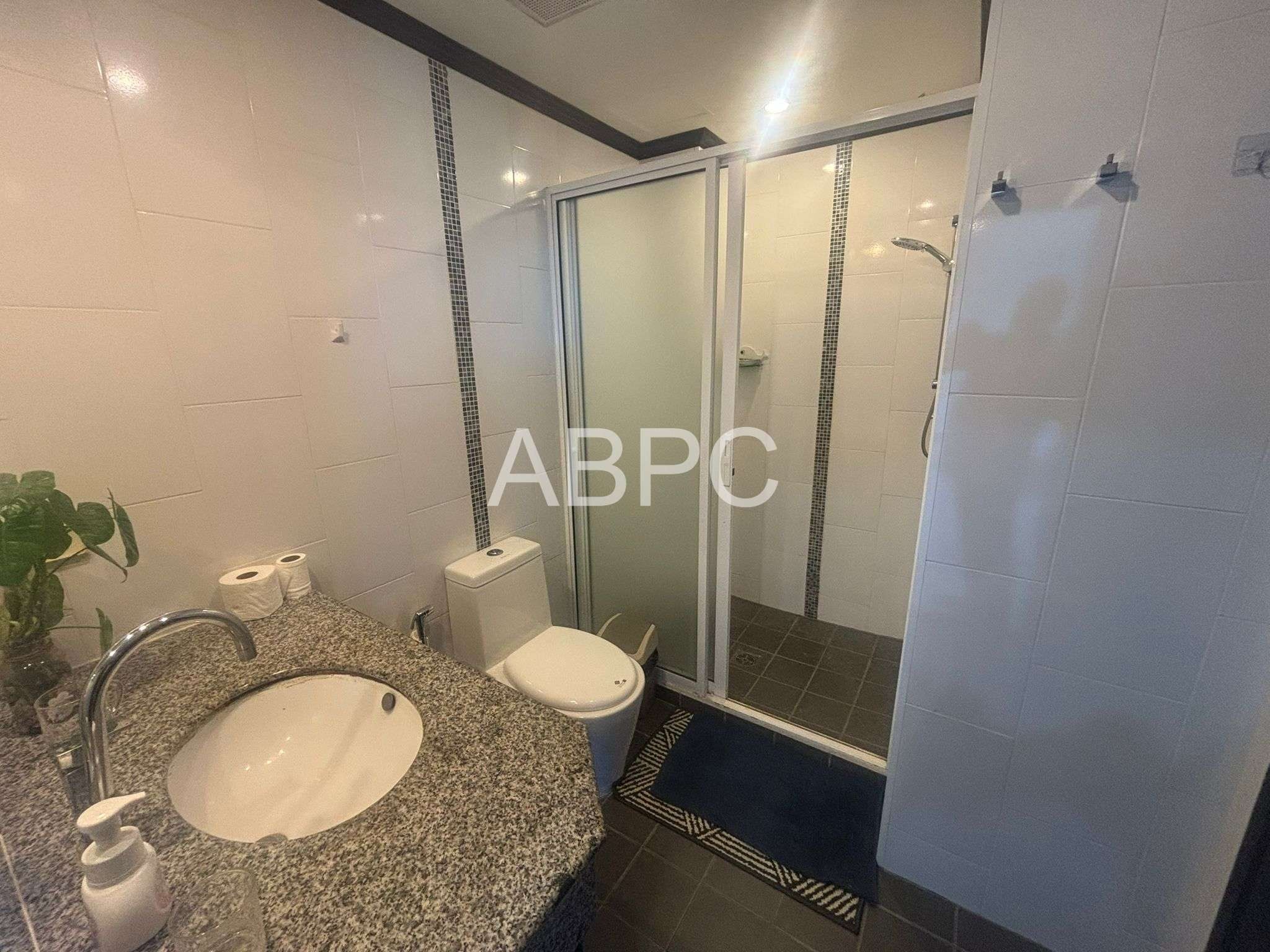 Spacious One Bedroom Unit in This Popular Pet Friendly Pratumnak Condo photo 11