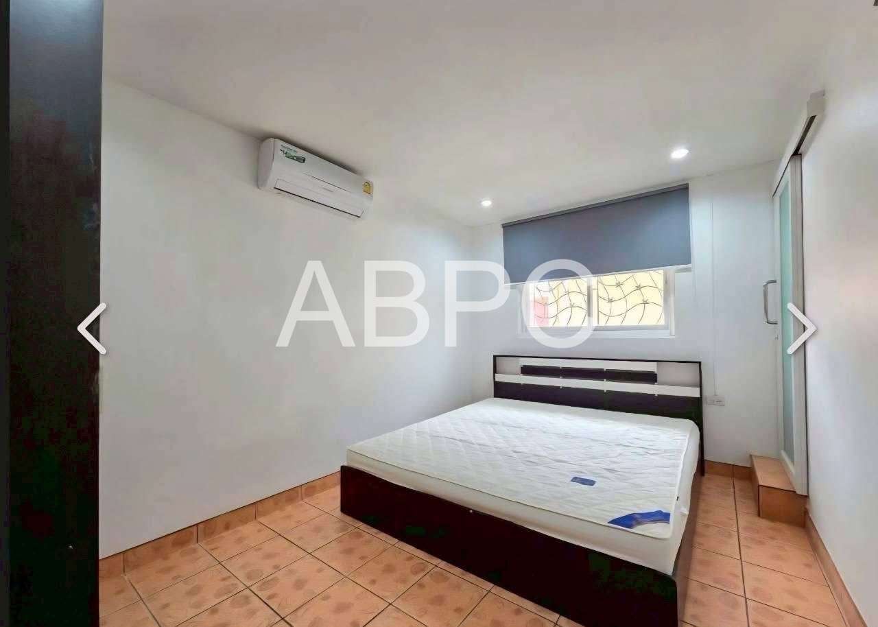House for Rent 4 Bedrooms 3 Bathrooms in Central Pattaya photo 14