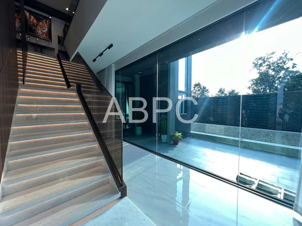 Quite luxury Brand new 5 Bed 6 Bath in East Pattaya photo 10