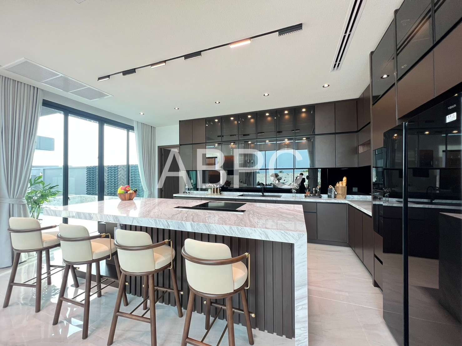Quite luxury Brand new 5 Bed 6 Bath in East Pattaya photo 8
