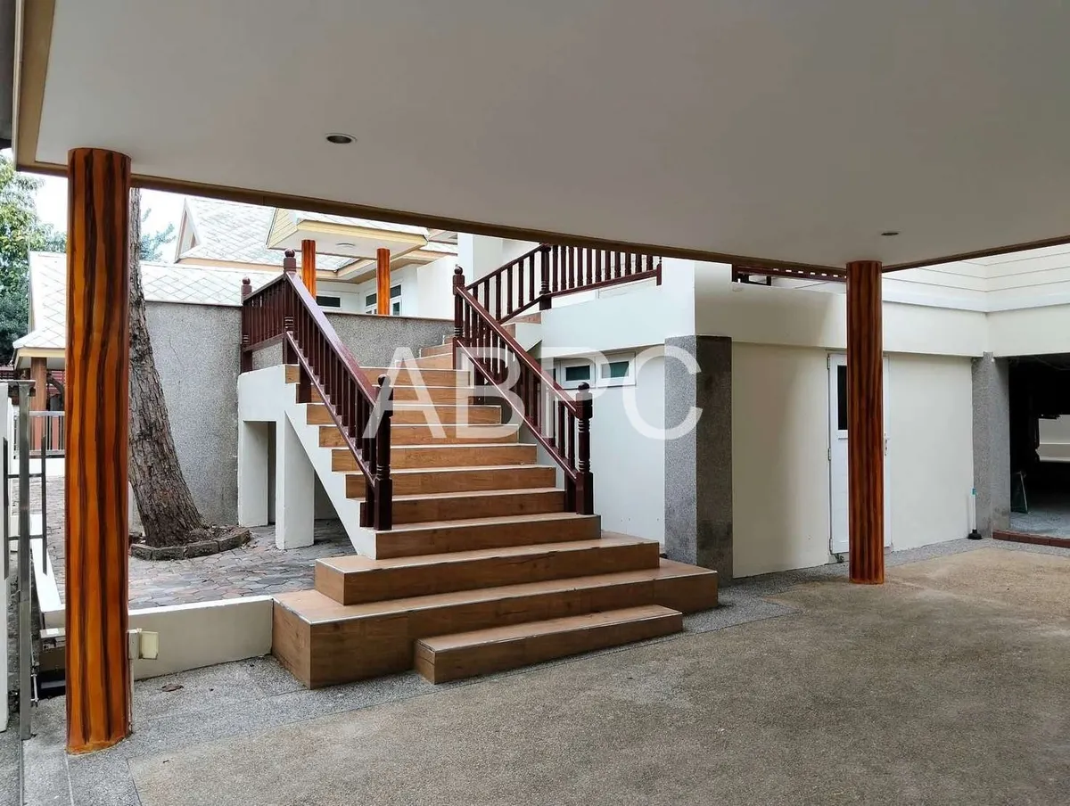 Pool Volls House for rent 3 Bedrooms 4 Bathrooms in East Pattaya photo 11