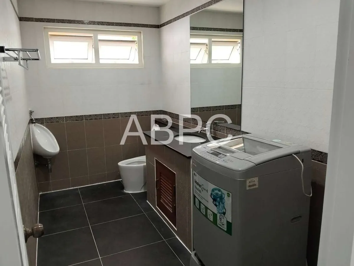 Pool Volls House for rent 3 Bedrooms 4 Bathrooms in East Pattaya photo 4