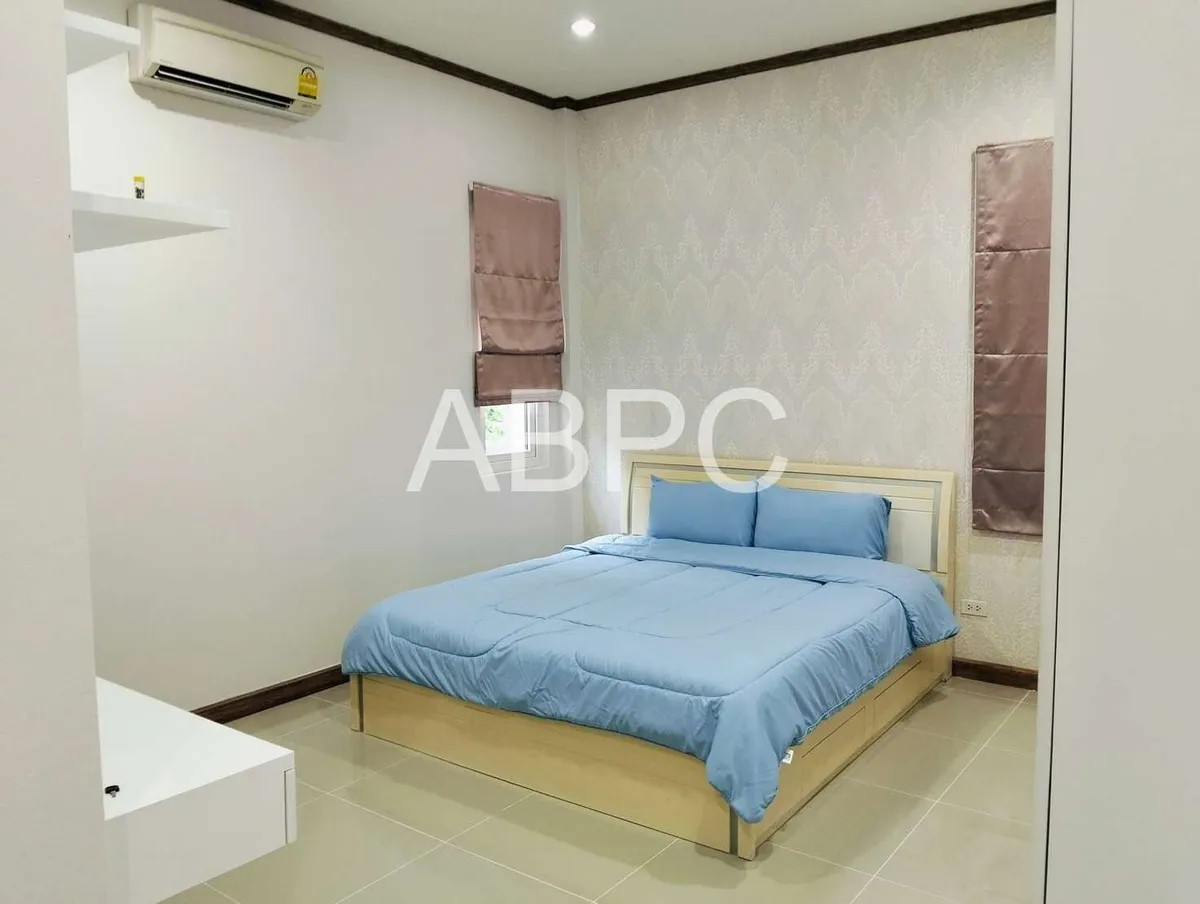 Pool Volls House for rent 3 Bedrooms 4 Bathrooms in East Pattaya photo 5