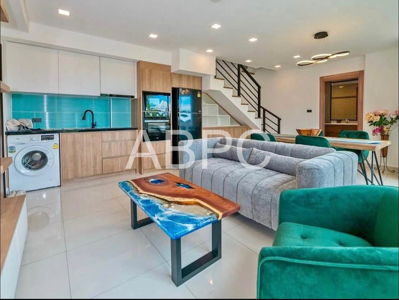 Laguna Beach Resort 2, 2 Bedroom 2 Bathroom Duplex For Sale photo 3